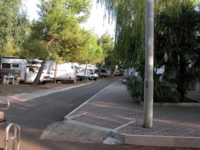 piazzole puglia camping